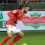 MFAHAMU MCHEZAJI WA ALGERIA ALIYETUPWA NJE AFCON SABABU YA KUONESHA MAKALI NJE