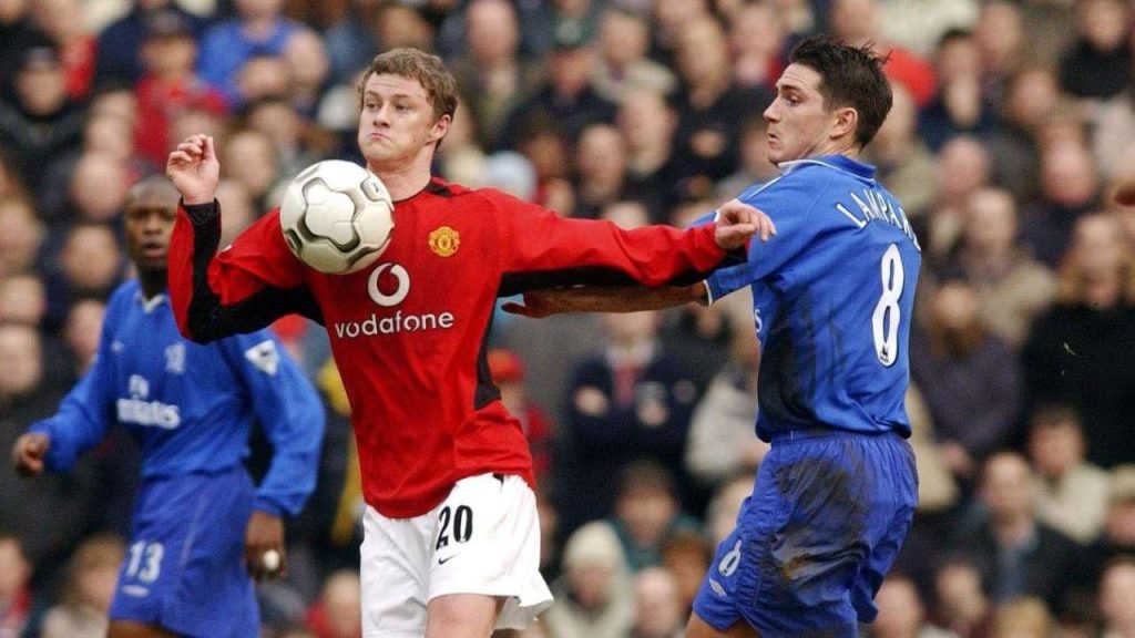 MANCHESTER UNITED NA CHELSEA LEO KITAWAKA, MAMENEJA WA TIMU ZOTE WALIKUWA WACHEZAJI WA TIMU ZAO