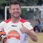 KERR AFIWA NA MAMA YAKE MZAZI
