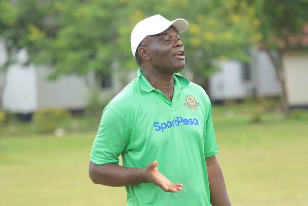 MWINYI ZAHERA AAMUA KUFUNGUKA JUU YA KOCHA SIMBA
