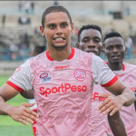 KOCHA WA SIMBA AWAKOMALIA WACHEZAJI WAKE KUPIGA MATIZI