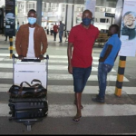 JEMBE LILILOTUA USIKU WA LEO SIMBA KUUNGANA NA WENZAKE MAZOEZINI