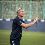 KAZI IMEKWISHA….KOCHA WA VIPERS AFICHUA DILI LAKE NA SIMBA SC…