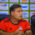 KOCHA VIPERS:- SIJAONA MCHEZAJI MWENYE MADHARA SIMBA…TUNAWAPIGA NNJE NDANI…