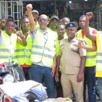 MERIDIANBET WAFANYA KWELI KWA BODABODA WA KAWE…WAMWAGA ‘REFLECTOR’ KAMA ZOTEE…
