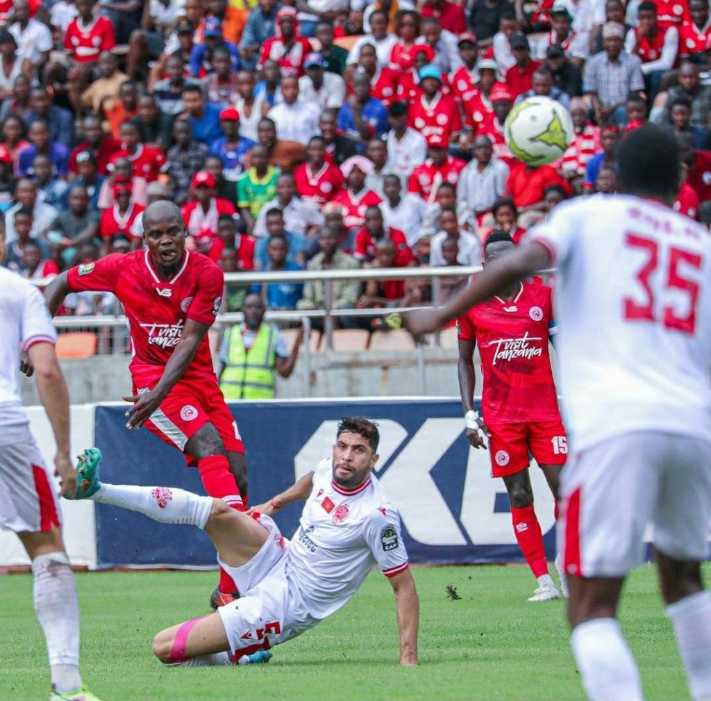 ULE MOSHI WAIPONZA WYDAD CAF...WASHTAKIWA NA SIMBA...KUMBE WALIRUKA NA KUINGIA VIP