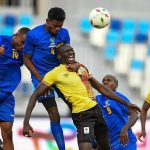 BEKI HUYU HATARI WA YANGA AZUA GUMZO…KOCHA CAF AMPIGIA SALUTI