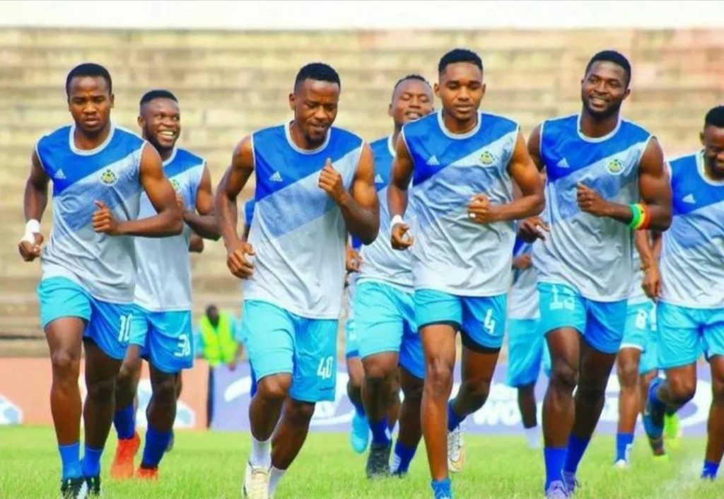 KELVIN YONDANI AMPIGIA SALUT MSHAMBULIAJI YANGA...AMEZUNGUMZA HAYA