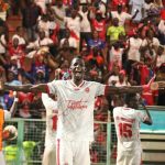 “KANOUTE ANASUMBULIWA NA NYONGA…SIMBA WASHINDWA KUVUMILIA WAFUNGUKA HAYA