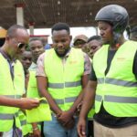 WAKATI UKIENDELEA KUVUNA MKWANJA NA ‘KUENJOY ODDS’…MERIDIANBET WAENDELEA KUIGUSA JAMII..