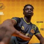 WAKATI SIMBA WAKITAMBA NA BEKI WAO MCAMEROON…YANGA WAMESHUSHA CHUMA HIKI CHA KAZI…