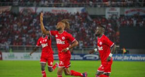 MASTAA HAWA WATATU SIMBA WANGIA VITANI Habari za Simba