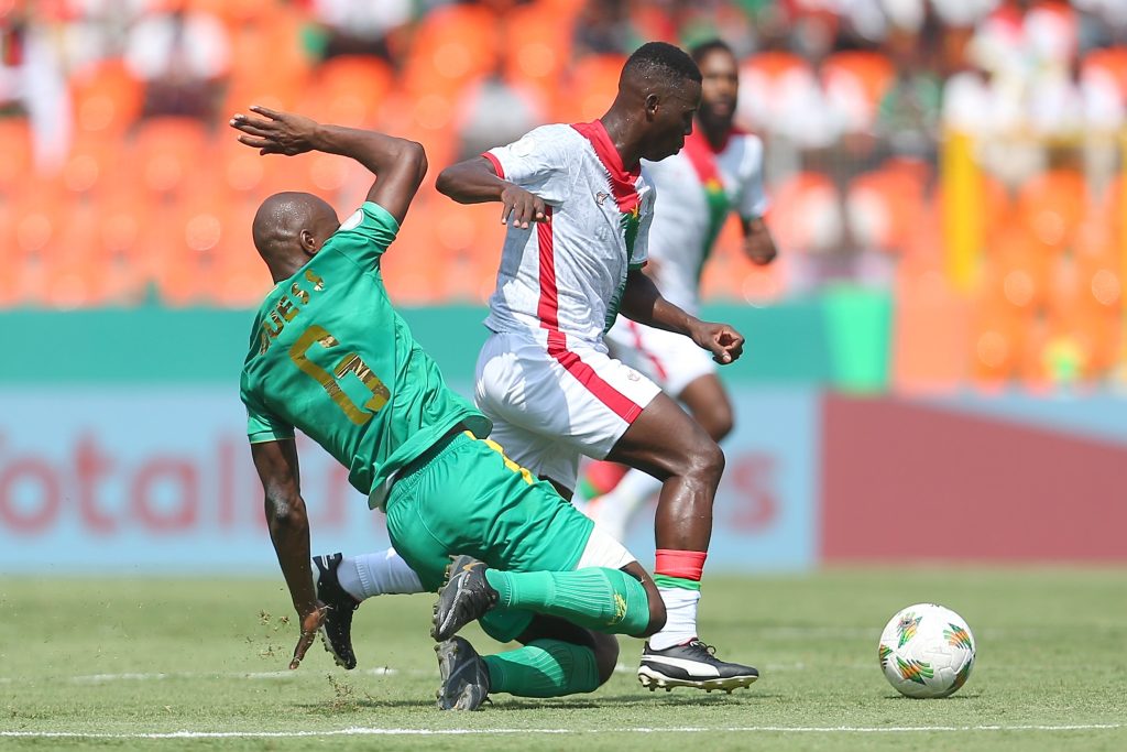 BAADA YA KUUWASHA AFCON…AZIZ KI KUPIGWA BEI YANGA?….UKWELI WOTE HUU HAPA…