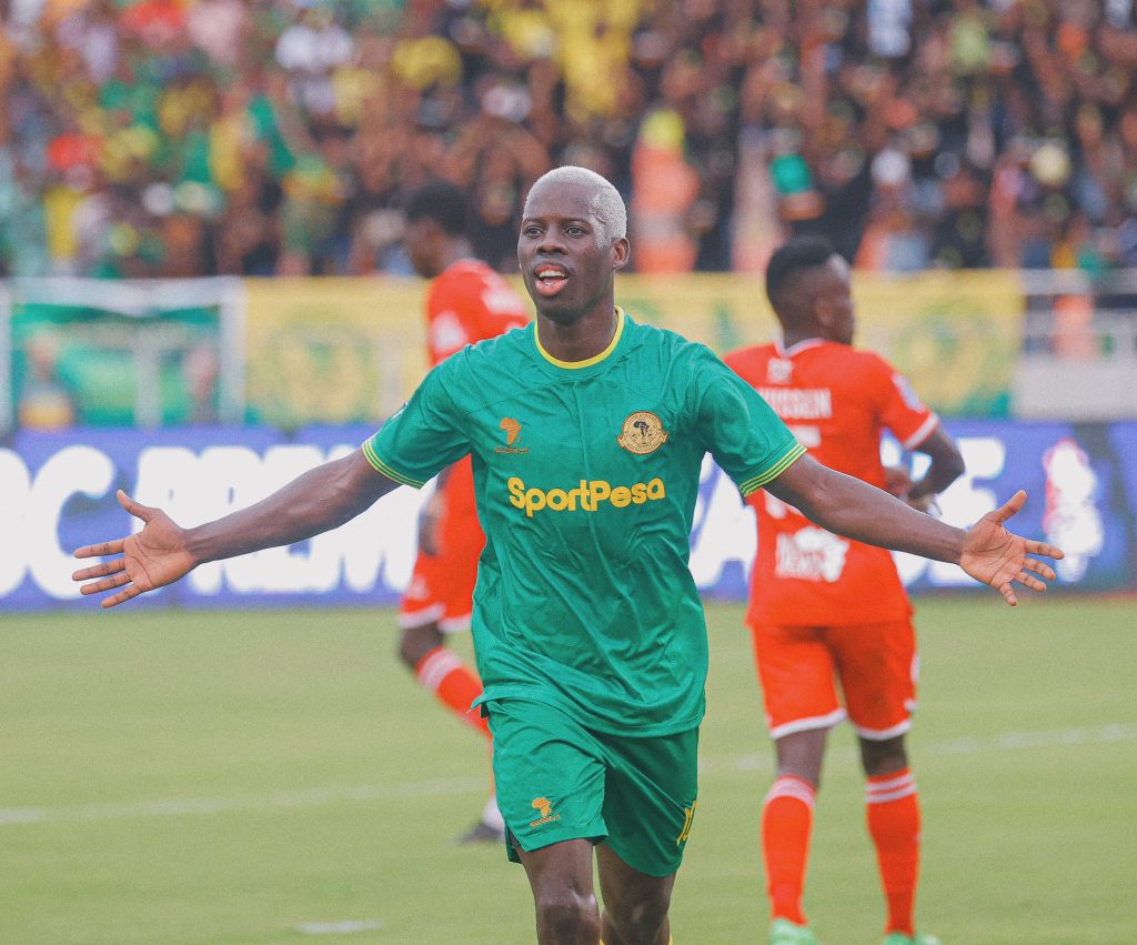 STEPHEN AZIZ KI TAYARI ANA TUZO MKONONI