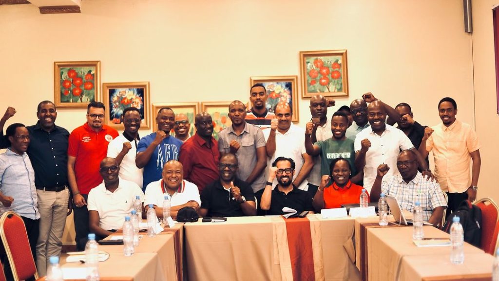 MO DEWJI AFANYA KIKAO KINGINE SIMBA…SASA AKUTANA NA WANACHAMA WA SEN