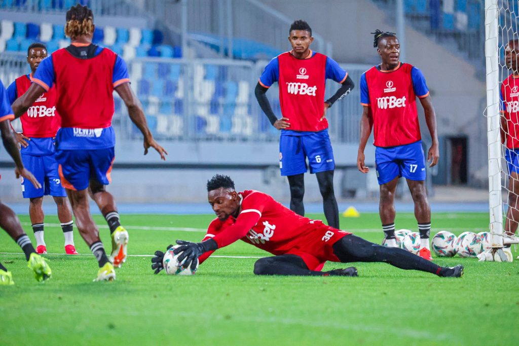 HILI HAPA JESHI KAMILI GADO LA SIMBA KUELEKEA MECHI NA WAARABU KESHO KUTWA…