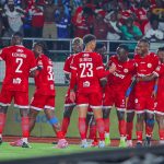 WAKATI ENG HERSI AKITUA FIFA…..HUYU HAPA BOSI SIMBA ALIYEPATA SHAVU MAREKANI….