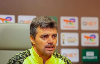 PEDRO AINGIA VITANI, AWACHAMBUA SIMBA KIPINDI KWA KIPINDI