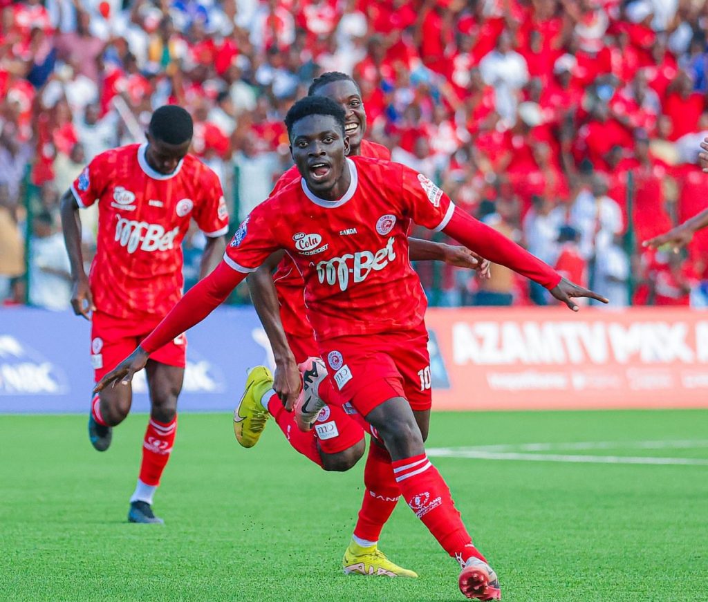 SIMBA WAUA MZUKA WA COASTAL, YANGA ATELEZA KWENYE KILELE