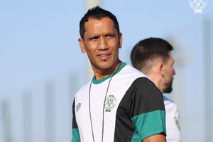 FADLU APEWA MKONO WA KWAHERI RAJA CASABLANCA