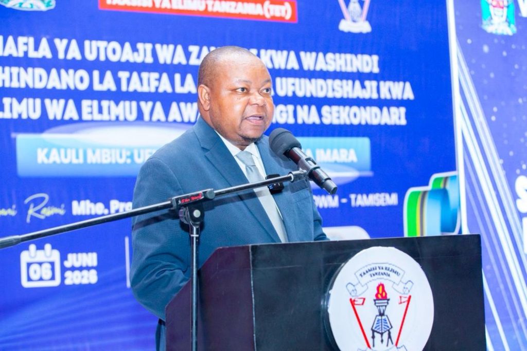 SERIKALI YAELEKEZA WALIMU 35 KUPEWA MOTISHA YA VIWANJA
