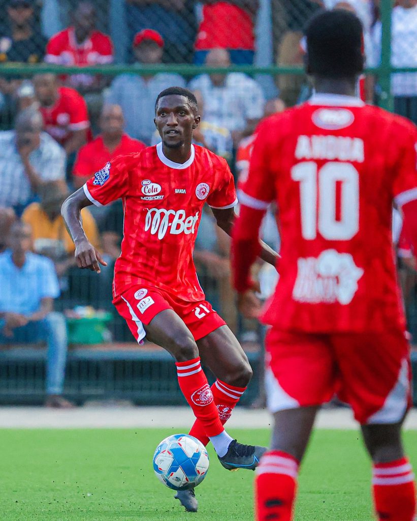 Kagoma Awataja Mpanzu, Libasse na Oura Simba SC