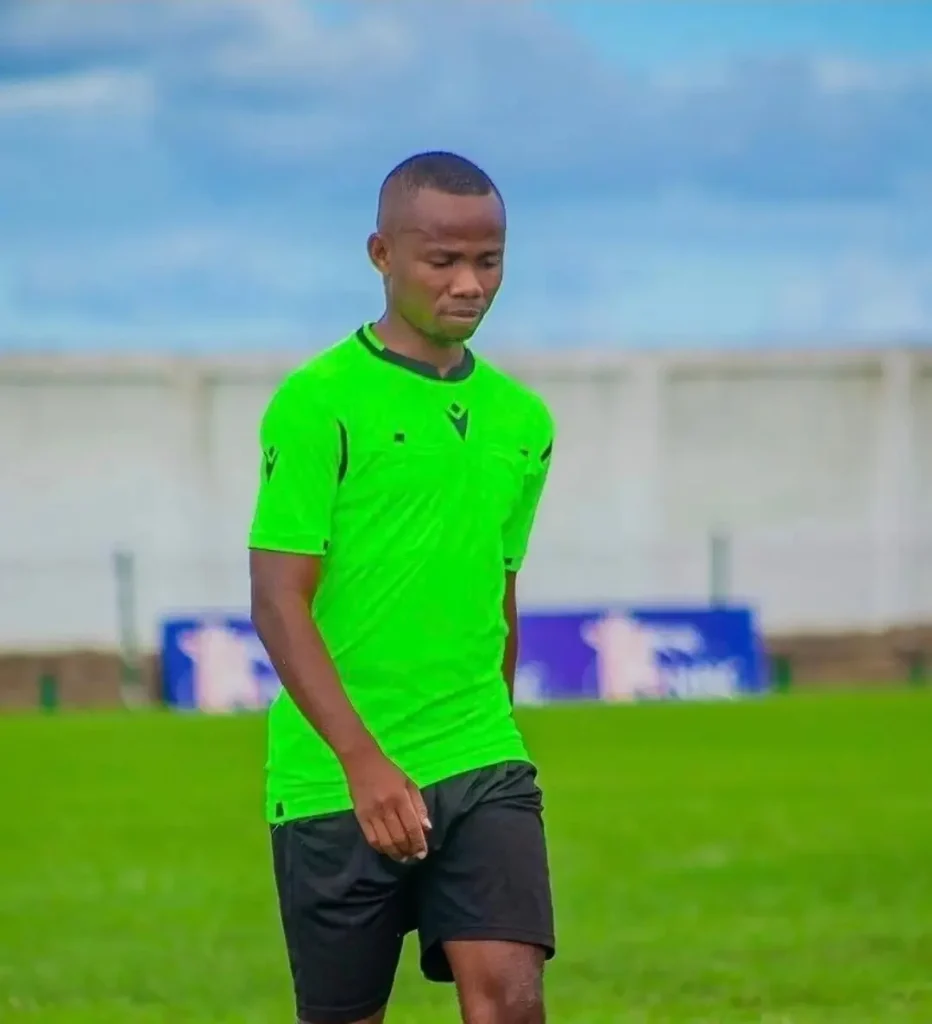 Sifu Amon Kuamua Hatma Ya Kombe La CRDB Gombani