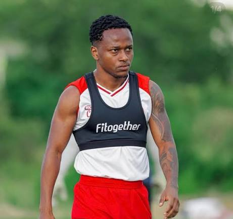 Pigo Kubwa Simba SC: Nickson Kibabage Nje Wiki 4, Akosa Mechi Zote Hizi Za Moto!