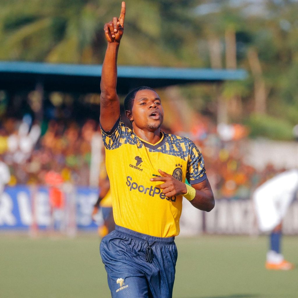 Manqoba afichua kinachomfanya Maxi asiishiwe nguvu Yanga