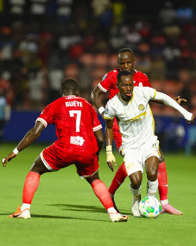 Ahmed Ally: Azam FC Sio Nyonde, Simba Lazima Tutumie Akili Chamazi
