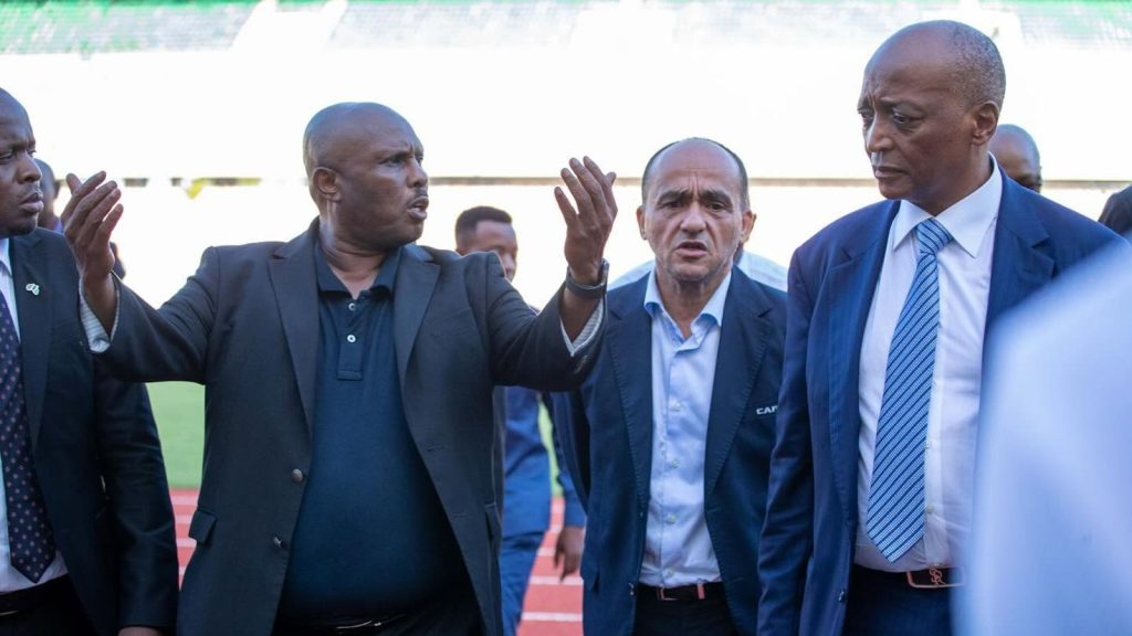 Rais wa CAF Patrice Motsepe Akagua Uwanja wa Mkapa Kuelekea AFCON 2027