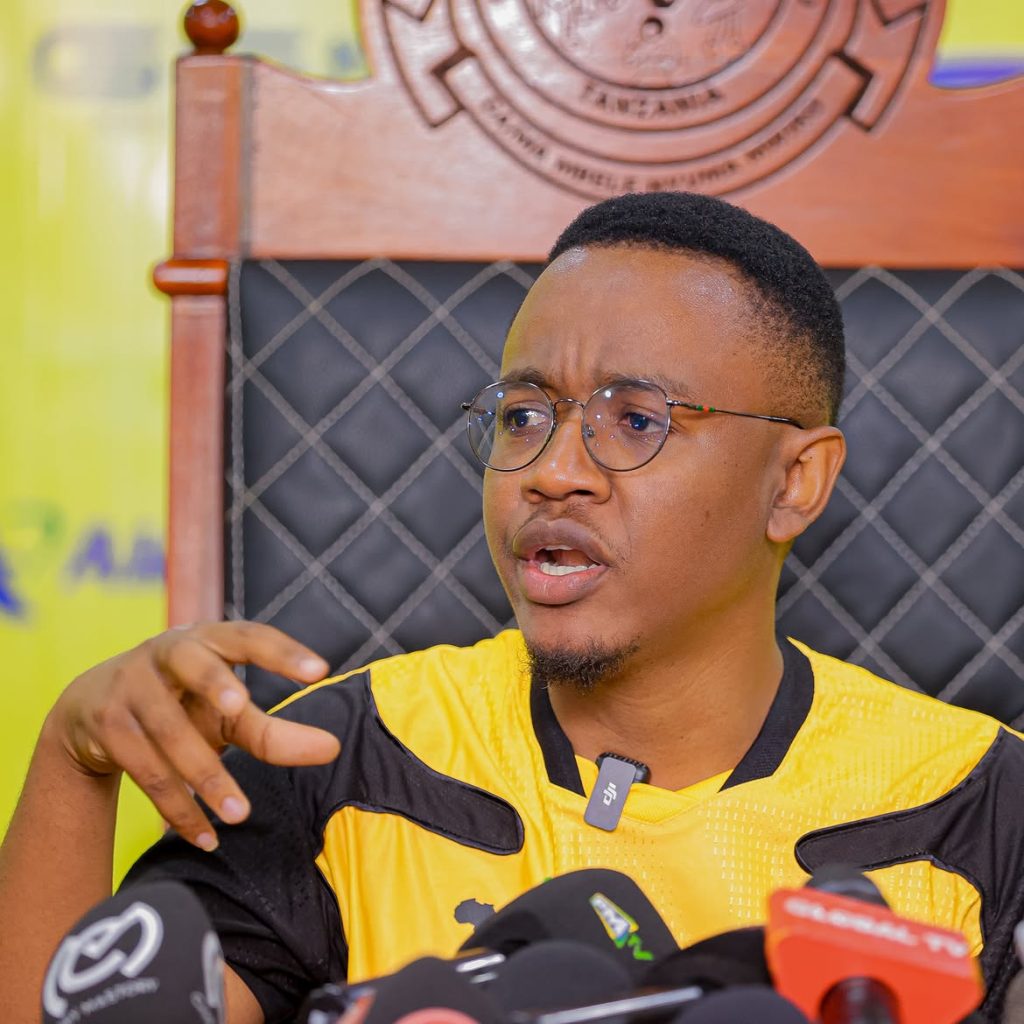 Yanga Yamweka Wazi Kocha Mpya, Ali Kamwe Atoa Tamko Zito!